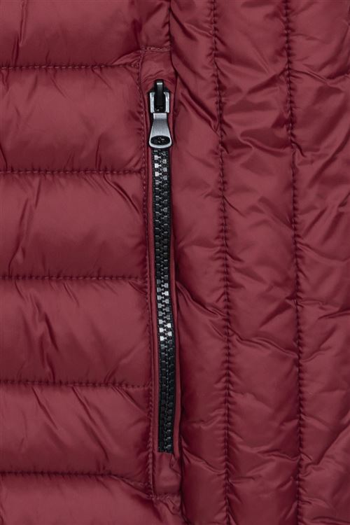 Columbia Red Puffer Gilet